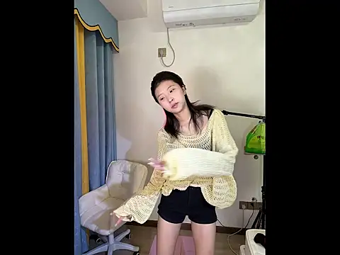 Y--F--LOVE online show from 03.13.26