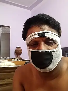 Snapshot of chandan19812 chatting on 05.05.26 chandan19812 online show from 05.05.26