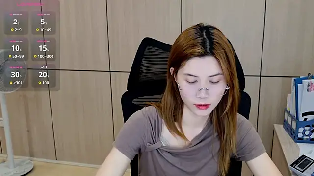 Snapshot of zhen-68 chatting on 04.08.26 zhen-68 online show from 04.08.26