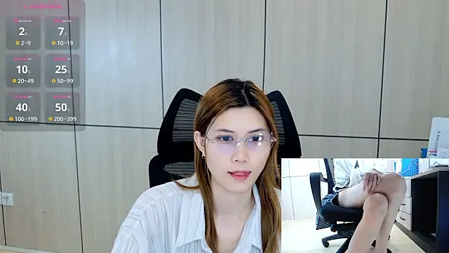 Snapshot of zhen-68 chatting on 04.20.26 zhen-68 online show from 04.20.26
