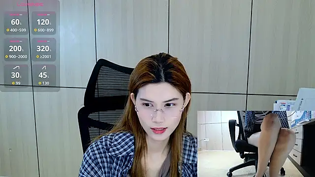 Snapshot of zhen-68 chatting on 04.24.26 zhen-68 online show from 04.24.26