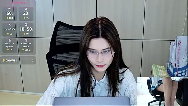 Snapshot of zhen-68 chatting on 05.14.26 zhen-68 online show from 05.14.26