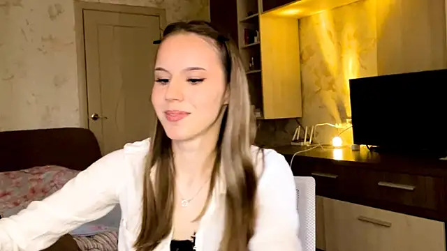 Snapshot of PrettyReal chatting on 02.28.26 PrettyReal online show from 02.28.26