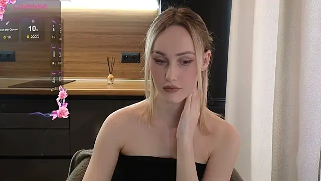 Bella Villen online show from 04.05.26