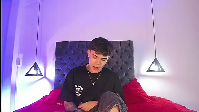 Snapshot of im_seven chatting on 02.27.26 im seven online show from 02.27.26