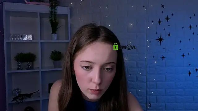 Snapshot of chloe_ley chatting on 05.03.26 chloe ley online show from 05.03.26