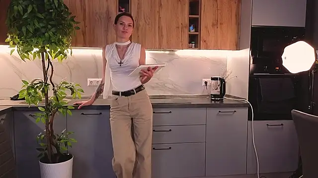 Snapshot of BritneySwiss chatting on 03.03.26 BritneySwiss online show from 03.03.26