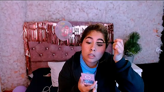 Sofiazaf  online show from 04.04.26