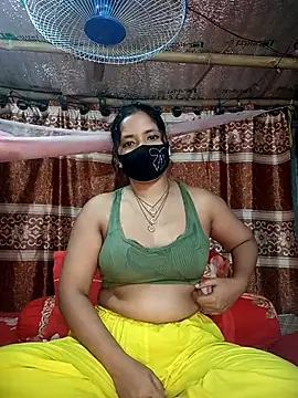 Snapshot of Nishit_pari-03 chatting on 04.21.26 Nishit pari-03 online show from 04.21.26