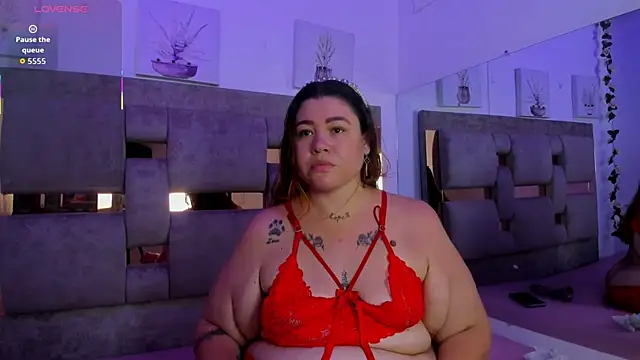 cat violet  online show from 03.05.26