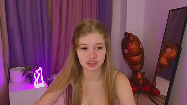Snapshot of belrinaa chatting on 07.27.26 belrinaa online show from 07.27.26