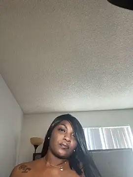 Snapshot of VeryTrulyYours chatting on 03.02.26 VeryTrulyYours online show from 03.02.26