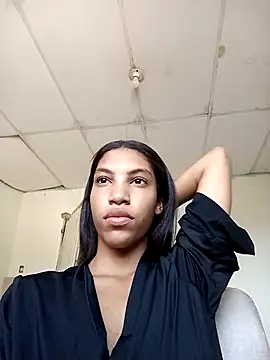 ginevere 20 online show from 04.15.26