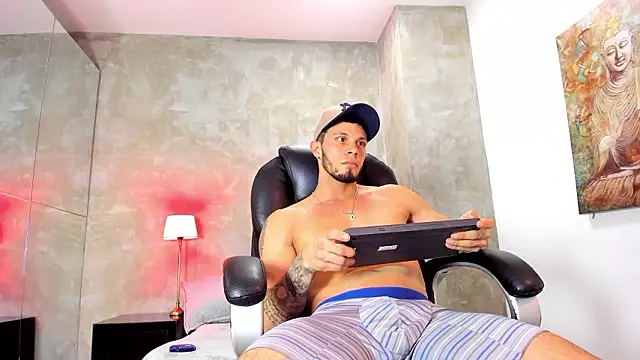 Snapshot of mike_burke chatting on 02.28.26 mike burke online show from 02.28.26