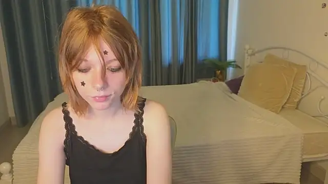 Snapshot of MollySally chatting on 07.22.26 MollySally online show from 07.22.26