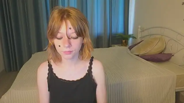 Snapshot of MollySally chatting on 07.23.26 MollySally online show from 07.23.26