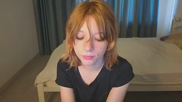 Snapshot of MollySally chatting on 07.24.26 MollySally online show from 07.24.26
