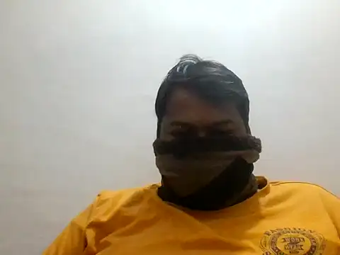 Snapshot of Huskyboss chatting on 02.26.26 Huskyboss online show from 02.26.26