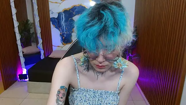 Lyra tay online show from 04.21.26