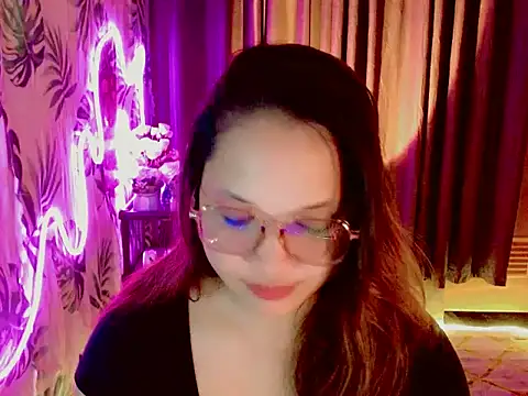 Snapshot of Sweet_coleen chatting on 04.01.26 Sweet coleen online show from 04.01.26