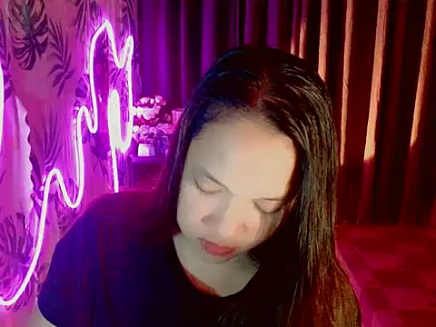 Snapshot of Sweet_coleen chatting on 04.17.26 Sweet coleen online show from 04.17.26