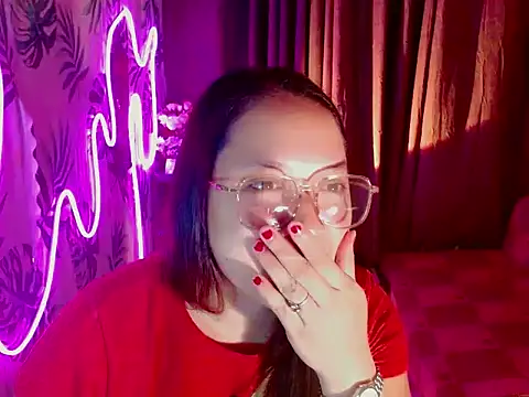 Snapshot of Sweet_coleen chatting on 04.19.26 Sweet coleen online show from 04.19.26