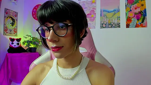 Madeline 21 online show from 03.03.26