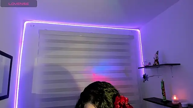 Agatha Marin online show from 04.17.26