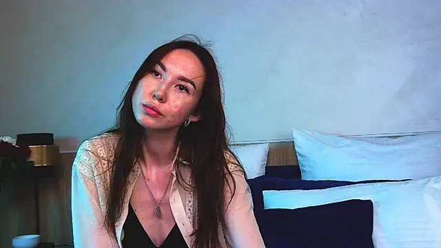 Snapshot of EmilyGray__ chatting on 06.22.26 EmilyGray online show from 06.22.26