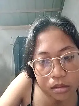 Snapshot of angelpinay44 chatting on 03.21.26 angelpinay44 online show from 03.21.26