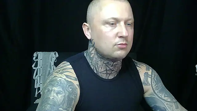 Snapshot of devilWithTats chatting on 05.06.26 devilWithTats online show from 05.06.26