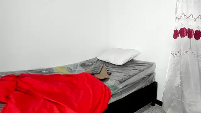 Charlotte Melody online show from 04.14.26