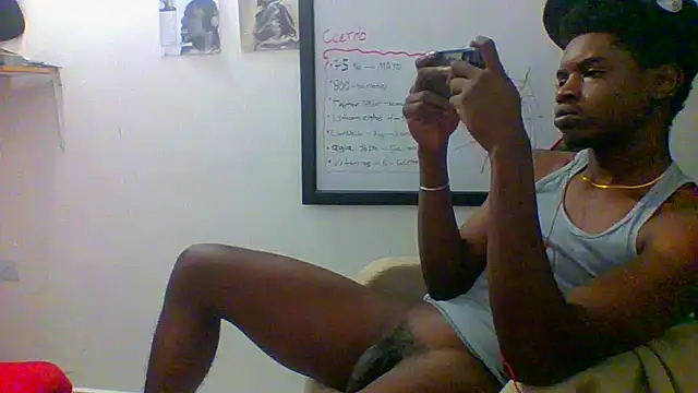 Snapshot of charles_king chatting on 05.08.26 charles king online show from 05.08.26
