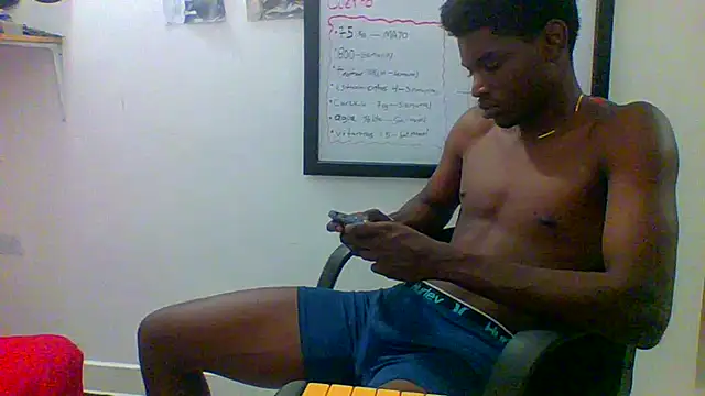 Snapshot of charles_king chatting on 05.10.26 charles king online show from 05.10.26
