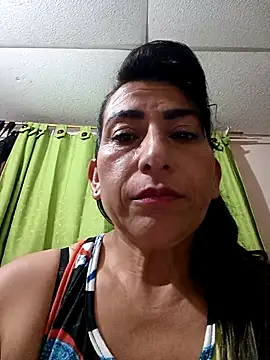 Snapshot of Lucia_Rios chatting on 04.30.26 Lucia Rios online show from 04.30.26