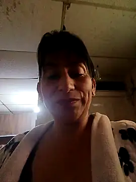 Snapshot of Lucia_Rios chatting on 05.02.26 Lucia Rios online show from 05.02.26