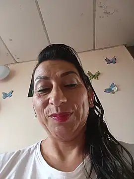 Snapshot of Lucia_Rios chatting on 07.17.26 Lucia Rios online show from 07.17.26