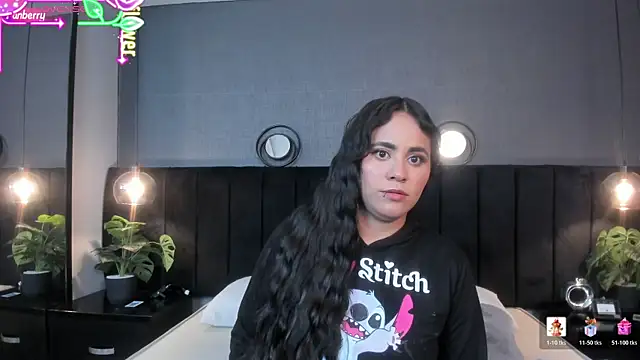 Snapshot of alejandra__garcia chatting on 05.26.26 alejandra garcia online show from 05.26.26