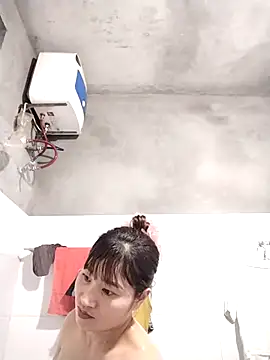 Snapshot of Lilinn_ chatting on 04.20.26 Lilinn online show from 04.20.26