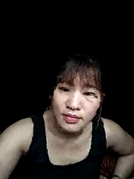 Snapshot of Lilinn_ chatting on 04.23.26 Lilinn online show from 04.23.26