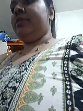 Snapshot of hot-_girls chatting on 03.01.26 hot- girls online show from 03.01.26