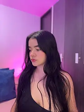 Sophia Wy online show from 03.22.26