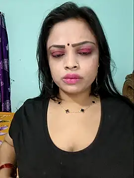 Snapshot of Beauty-3 chatting on 05.01.26 Beauty-3 online show from 05.01.26