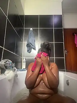 Snapshot of friendlybitch22 chatting on 03.14.26 friendlybitch22 online show from 03.14.26