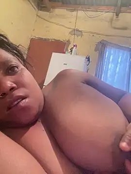 Snapshot of friendlybitch22 chatting on 03.16.26 friendlybitch22 online show from 03.16.26