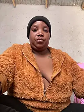 Snapshot of friendlybitch22 chatting on 05.19.26 friendlybitch22 online show from 05.19.26