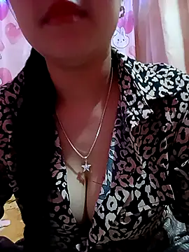 Snapshot of Nudde-sexxy chatting on 03.02.26 Nudde-sexxy online show from 03.02.26