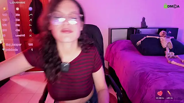 sara  aster online show from 04.08.26