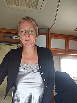 lescoquinsdu40 online show from 03.11.26