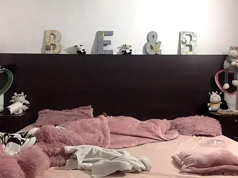 mommy-Milf online show from 03.21.26